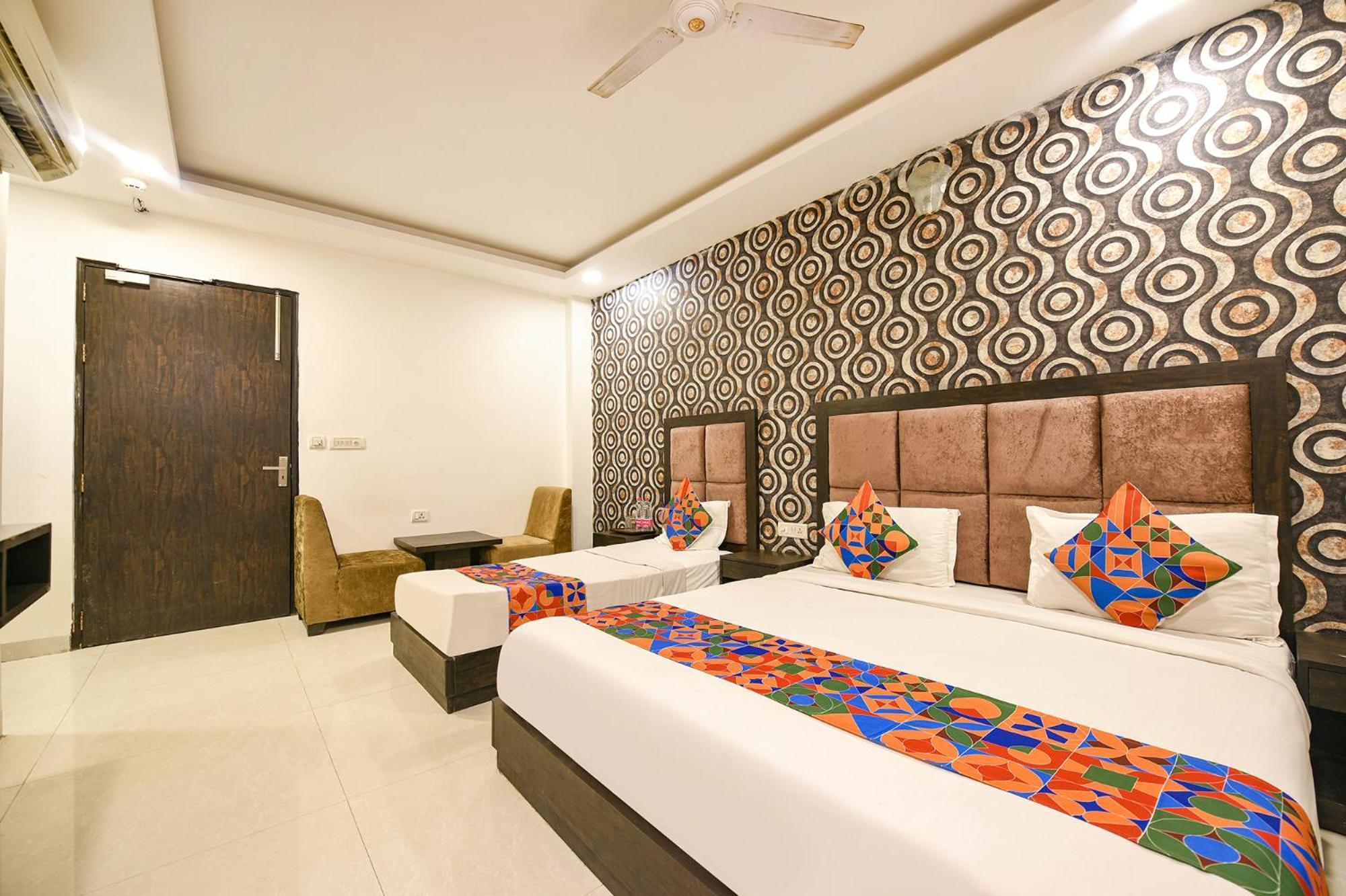 Fabhotel Belwood Near Igi Airport New Delhi Exterior photo